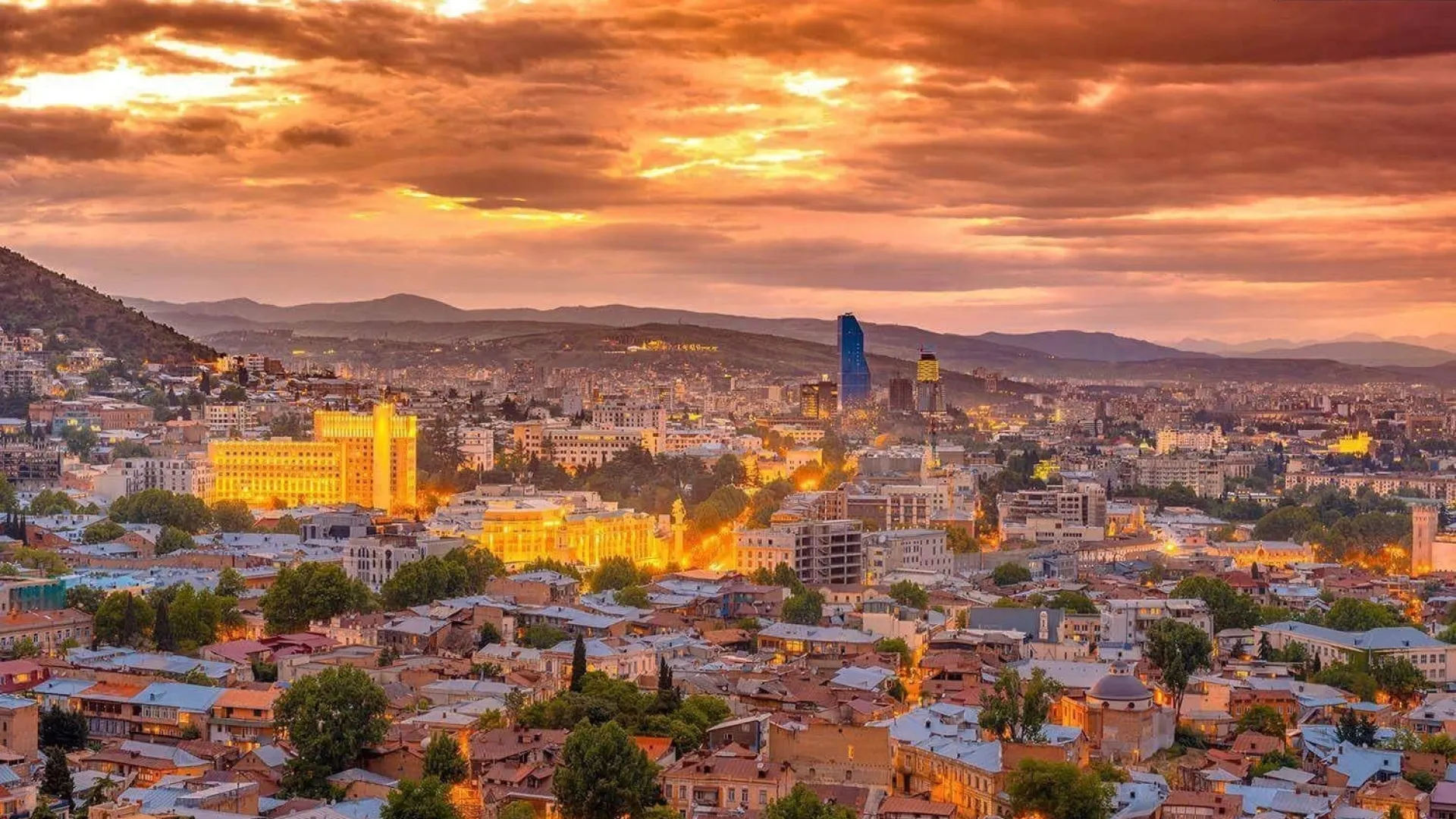 أين تقع أذربيجان في تركيا