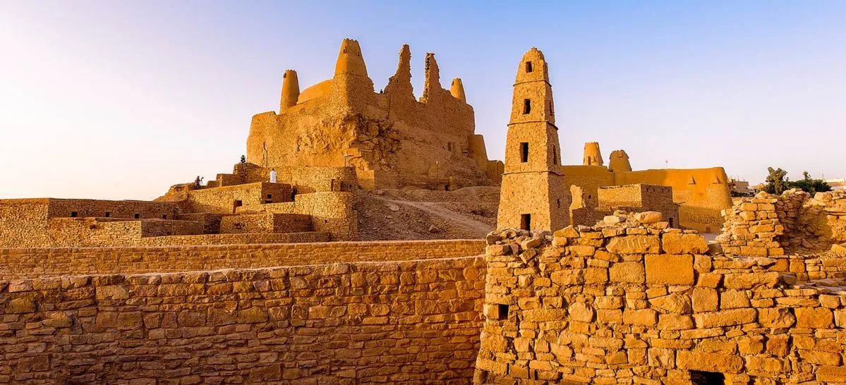 من المواقع الأثرية في منطقة الجوف